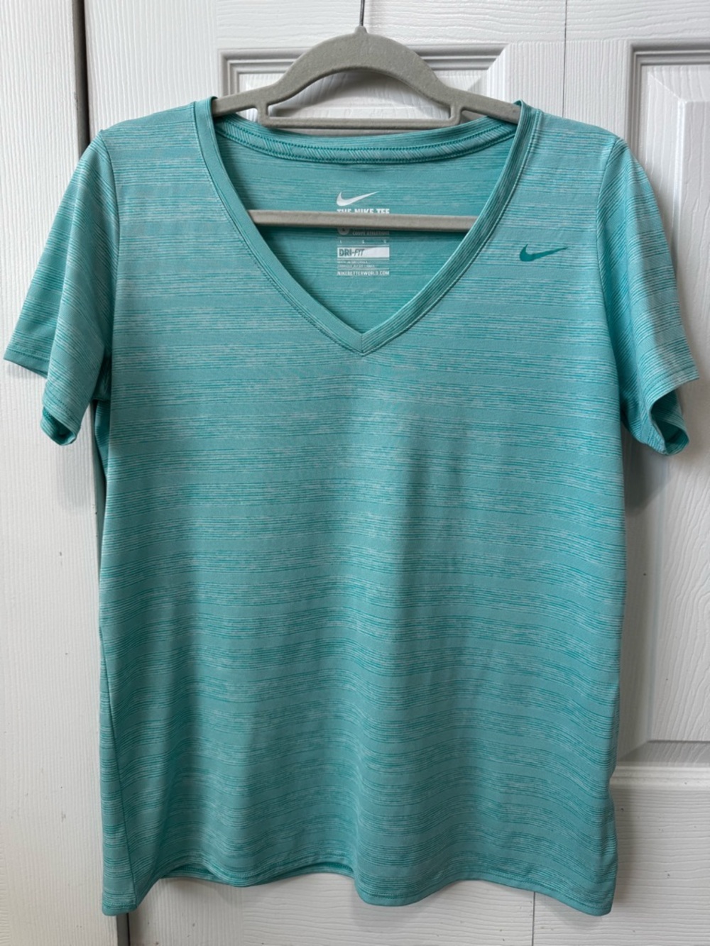 Nike Dri-FIT Athletic V-Neck Tee Size Large